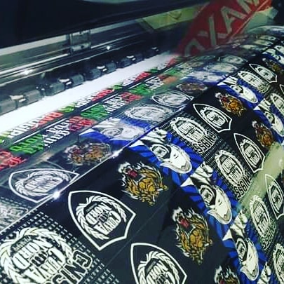 Perbedaan Sticker Cutting dan Sticker Printing